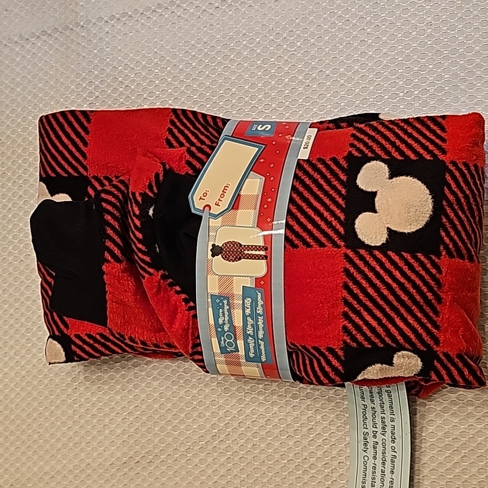BNWT buffalo check red black sz S Disney kids unisex union sleeper Christmas